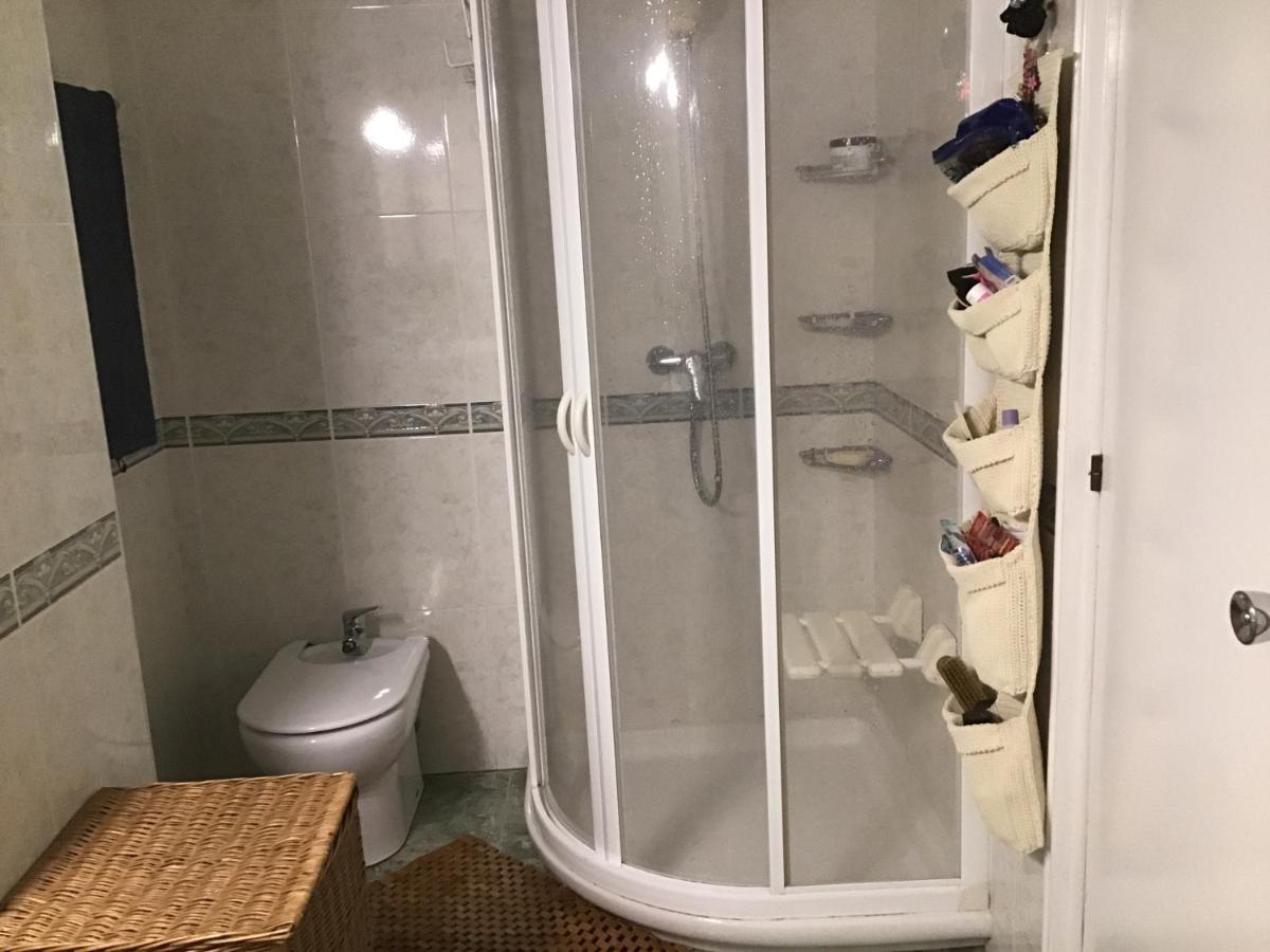 Superviews, Parking 24H Vigilado Incluido Y Netflix En Habitacion Independiente Con Bano Privado En Apartamento Particular, Francais&English Bilbao Exterior photo